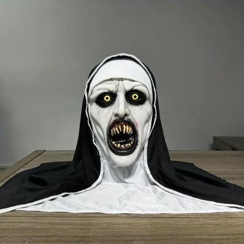 Máscara de monja de terror